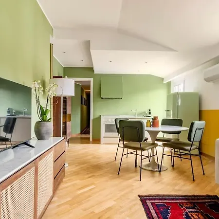 شقة The Color-block House ميلان