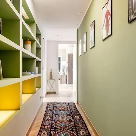 The Color-block House * ميلان